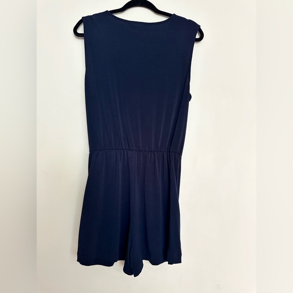 BCBGeneration Solid Navy Blue Sleeveless V-Neck Surplice Skort Romper - Picture 2 of 3